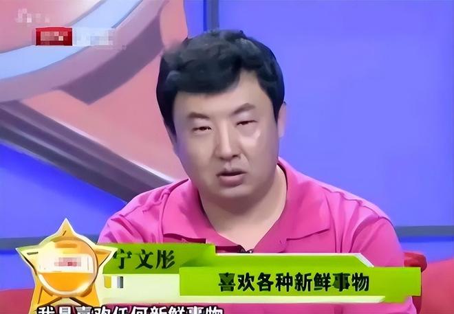 表面演员，实际是“国际反恐专家”！这位老戏骨，隐藏好深！