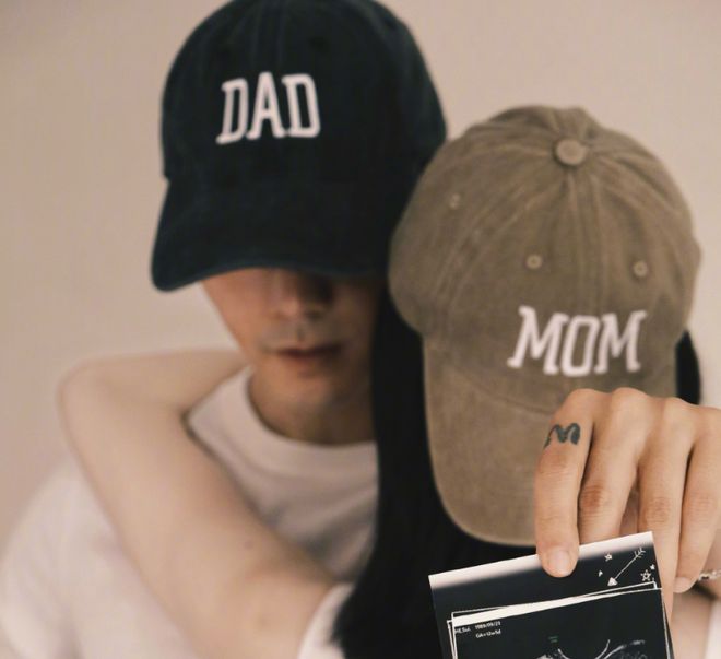 何穗孕照被扒！和陈伟霆一举得男，超模都偏爱港男，生娃不办婚礼