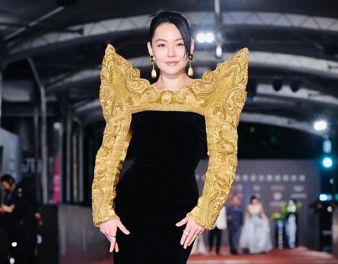 金钟奖红毯闹笑话，有人催生有人聊内裤，小S礼服挑好了都不出席