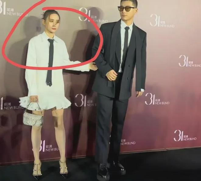 窦骁婚变升级！何超莲被曝已有新欢，两人结婚没领证，窦骁亏惨了