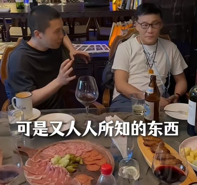 黄磊宣传乌镇用力过猛！戏剧节变夜店蹦迪现场，明星狂欢惹争议