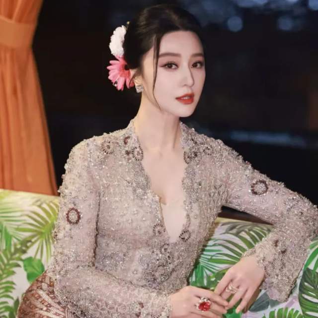 范冰冰提名金马奖，工作室放话重回宝岛，网友：去了就是立场问题