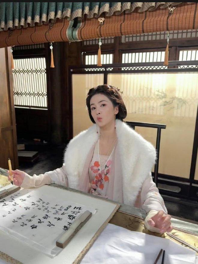 临江仙突然断更？于正亲自下场揭秘：后期没做完，还有7集没特效