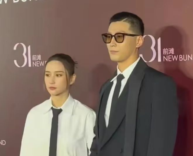 曝窦骁婚变原因！何超莲曾怀孕又流产，相关照片被扒女方变化明显