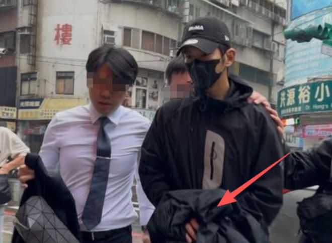 修杰楷承认逃兵役！曾花钱造出假病历，贾静雯回应称孩子受到惊吓