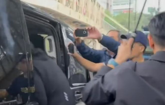 又嫁错人？贾静雯老公过往争议被扒，催生四胎还和老婆闺蜜搞暧昧