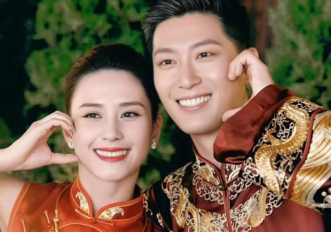 窦骁何超莲反转不断？婚前协议婚礼费用成疑云，IP同在北京未合体