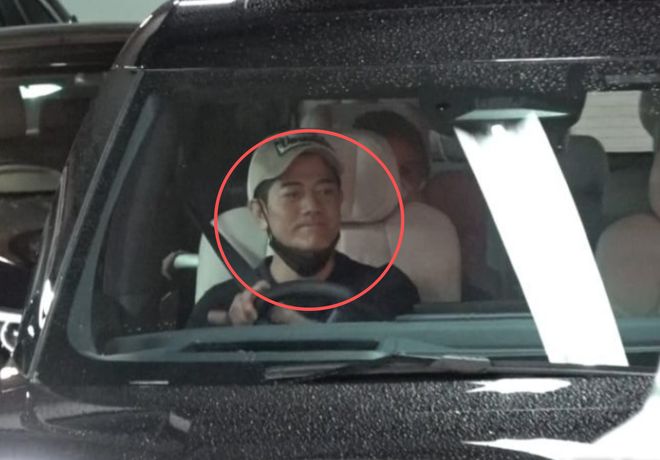 郭富城三胎还是女儿！狗仔拍到其扁嘴照，方媛发声强调不在乎性别