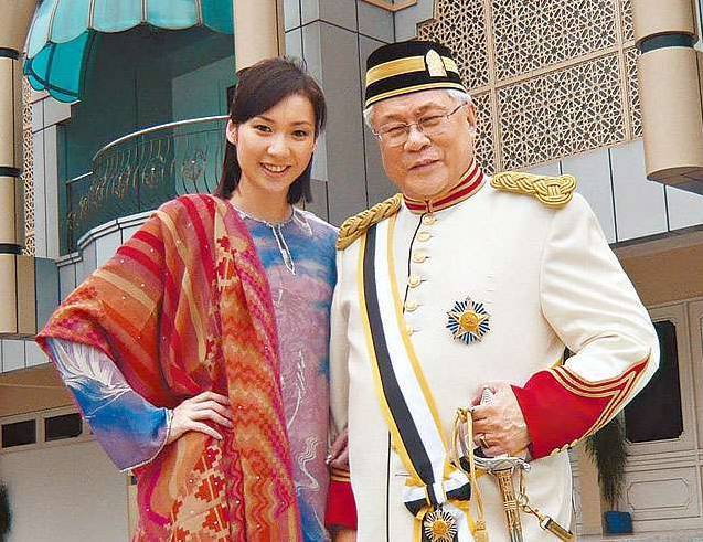 与汪小菲约会的8亿拿督千金再婚了，庄思敏的抓马人生……