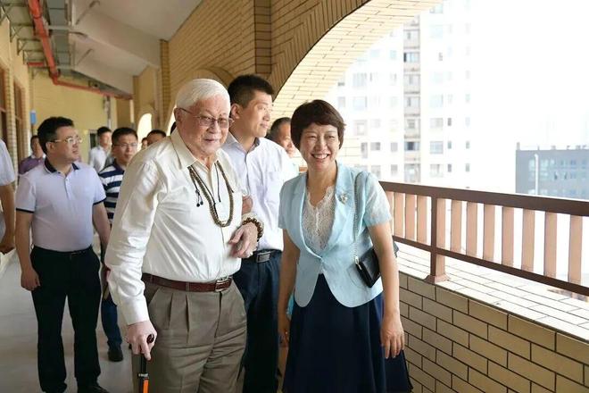与汪小菲约会的8亿拿督千金再婚了，庄思敏的抓马人生……