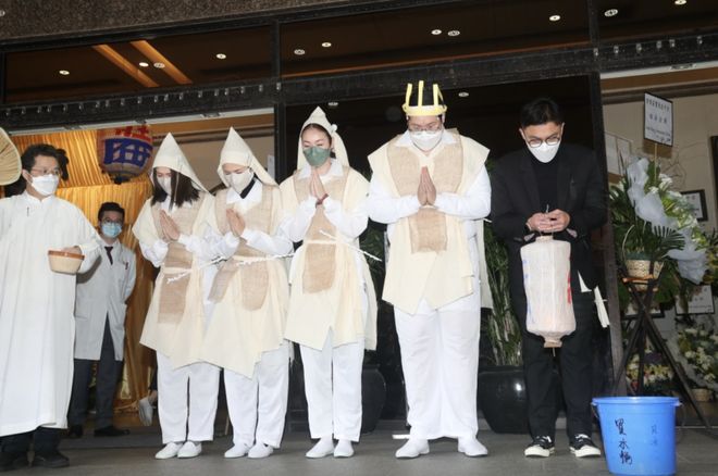 与汪小菲约会的8亿拿督千金再婚了，庄思敏的抓马人生……