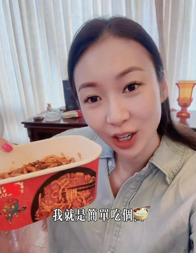 与汪小菲约会的8亿拿督千金再婚了，庄思敏的抓马人生……