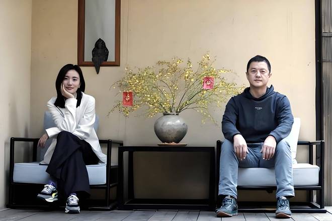没想到，官宣离婚10天后，海哈金喜更新动态，会发生恶心的一幕！