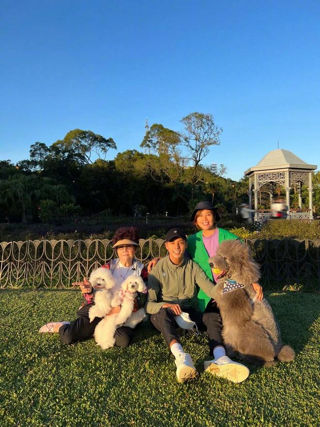 深藏不露！出道8年，狂扫5套香港豪宅，他才是娱乐圈真正的隐形楼王！