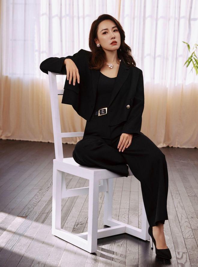 闺蜜胡杏儿谈李施嬅上再见爱人：我略知一二，他们都是好人