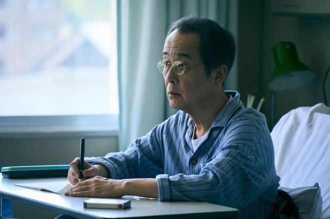 这部电影并不平庸，很可能是日本年度十佳