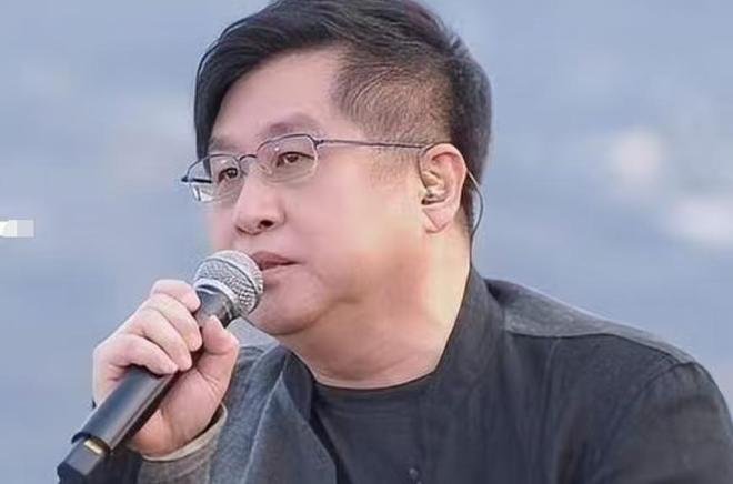 郑智化评论区沦陷！曾多次退圈又复出，背靠内地商演捞金却不知足