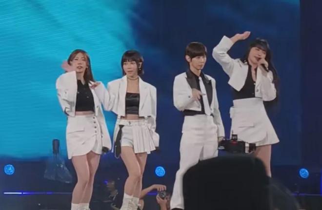 五月天力捧台独艺人惹争议！暖场演出歌迷无声抗议，阿信上台卖惨