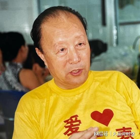 扮演毛泽东女特型演员大火后，丈夫反感：毛主席是伟人，她是女人