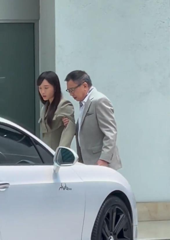 76岁欢喜哥许绍雄去世，癌症器官衰竭，周润发吴卓羲林峯送别他