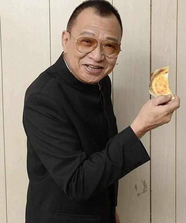 明星追忆许绍雄：吴彤说他不迟到不带助理，鲁迅长孙赞他绿叶王