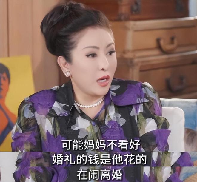 向太否认爆料窦骁何超莲婚变，直言没有指名道姓，投诉自媒体造谣