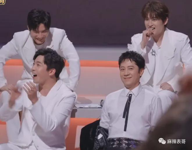 从抢C风波到贴脸开大，是谁在委屈？