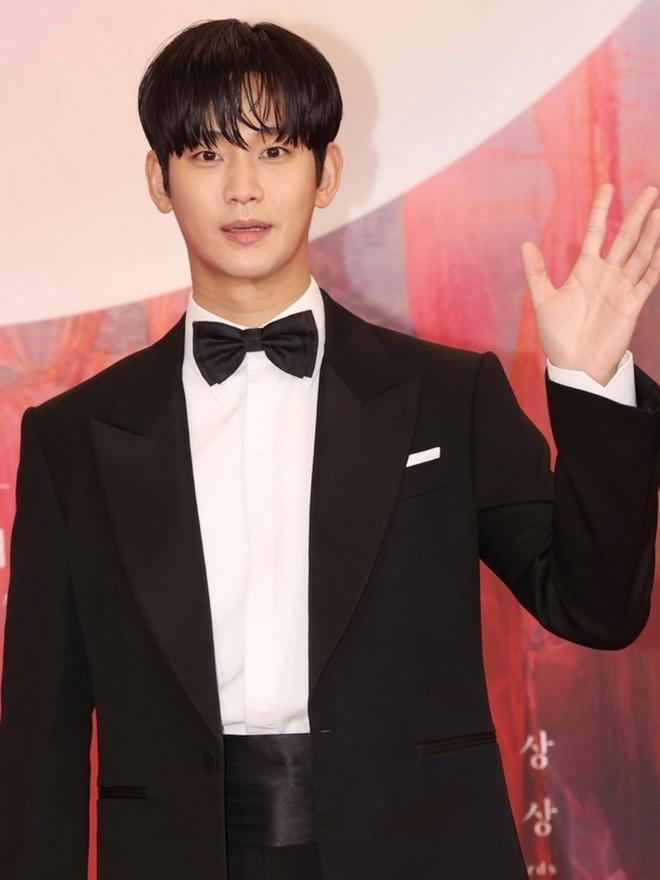 金赛纶风波反转？金秀贤43分钟视频有理有据：我受害我清白狠狠告