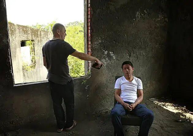 当了三十年导演，就拍一张脸