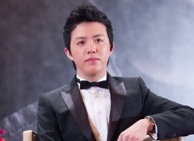 李云迪风波升级！司晓迪否认嫖娼关系，爆料男方擅长用小号聊女生