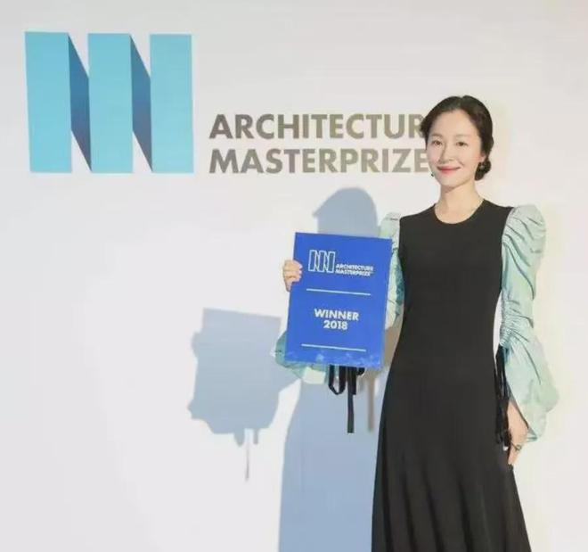 江一燕自曝离婚！8年前与赵汉唐因戏结缘，最后同框在今年4月