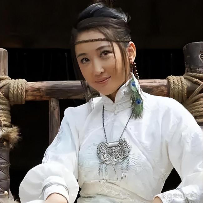 杜若溪为和严屹宽拍戏放弃女一号 揭秘婚姻真相