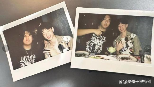 香港地铁偶遇费曼杨阳洋 《爸爸去哪儿》友情再续