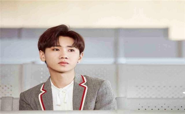 汪苏泷说加衣服不如加我微信 吐槽大会上的自嘲与互动