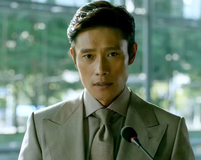 全智贤近况曝光！44岁了放弃谍战剧去拍偶像剧，资源降级遭群嘲