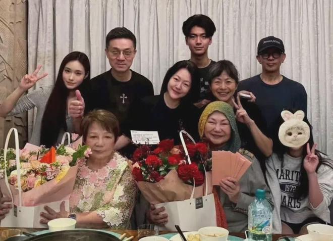 具俊晔每周都去小S家吃饭！全家人心疼他变瘦，无人关心大S子女