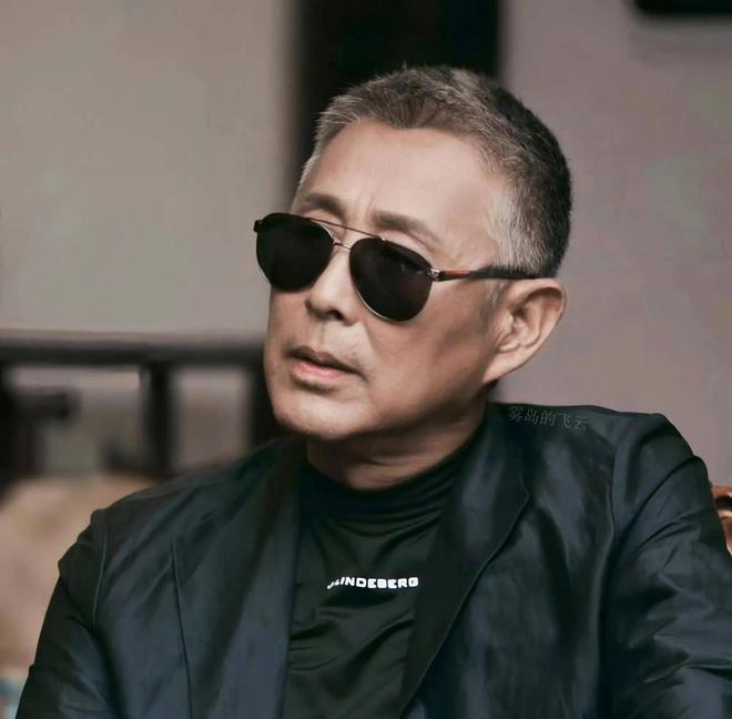 王家卫秦雯录音后续：陈道明刘诗诗聚餐，不受蛐蛐影响有说有笑