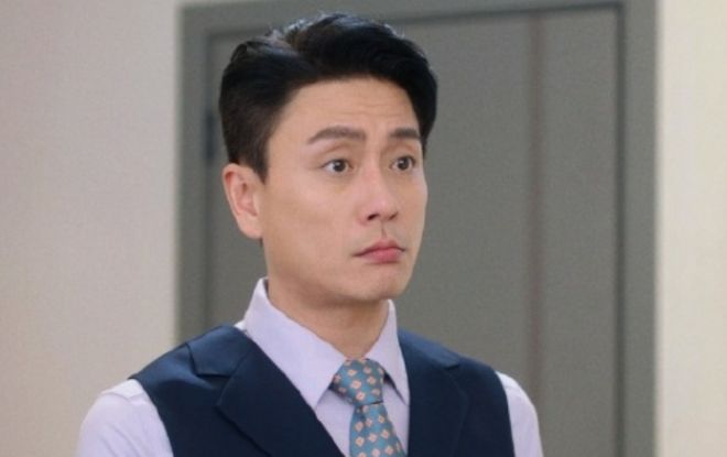 《新闻女王2》首播爆开！开局高能剧情紧凑，黄宗泽演技拖后腿