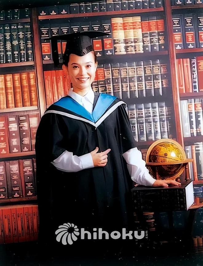 离了个大谱！这个男明星的骨灰竟被偷了！