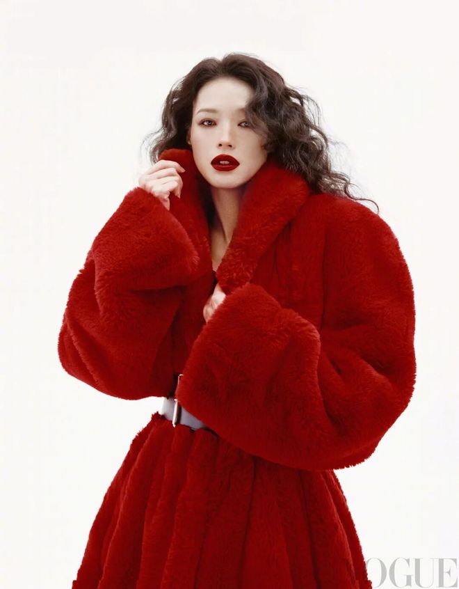 从台前演员到幕后导演，舒琪的三重奏丨赏色