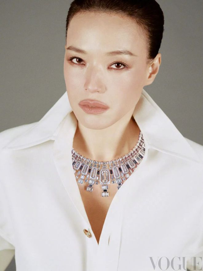 从台前演员到幕后导演，舒琪的三重奏丨赏色