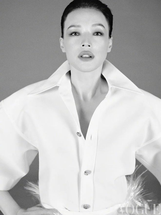 从台前演员到幕后导演，舒琪的三重奏丨赏色