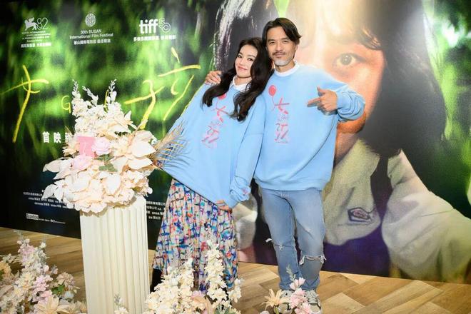 从台前演员到幕后导演，舒琪的三重奏丨赏色