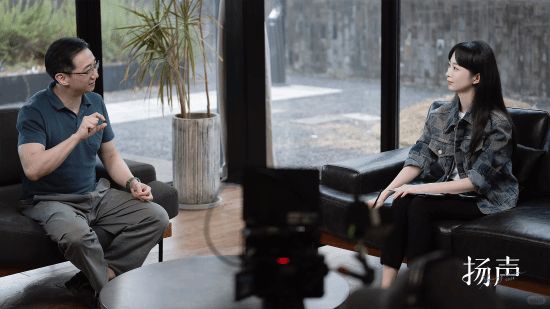 冯骥又要轻哼？新华社女记者黑神话专访获中国新闻奖