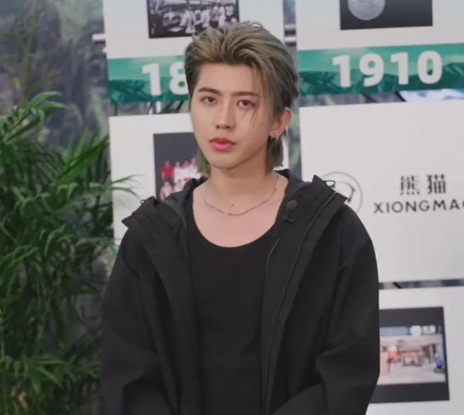 蔡徐坤演唱会风波升级！网友担心更多劣迹艺人效仿，呼吁永久封杀