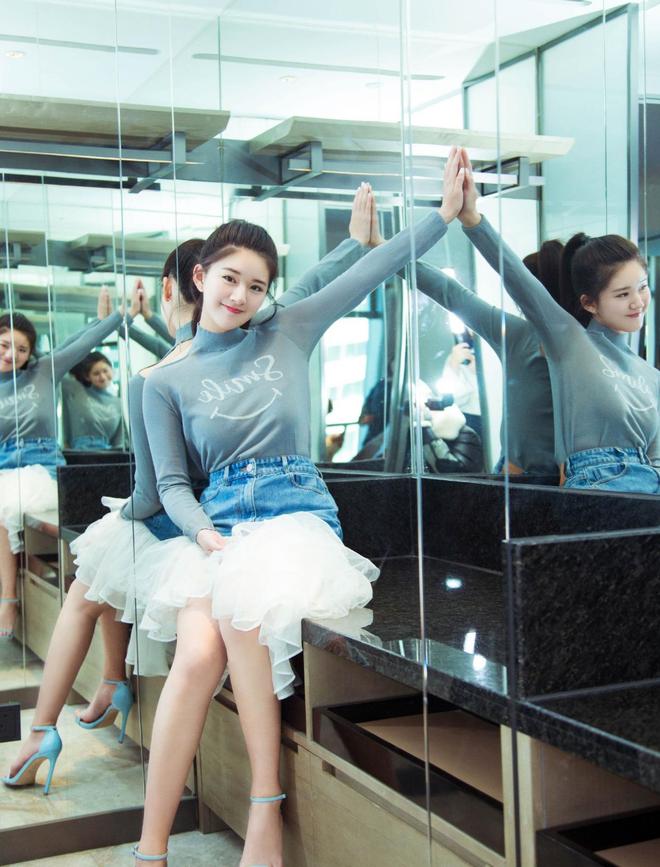 赵露思生日会官宣新公司，内娱斗赢资本第一人，复出仍稳坐95花？