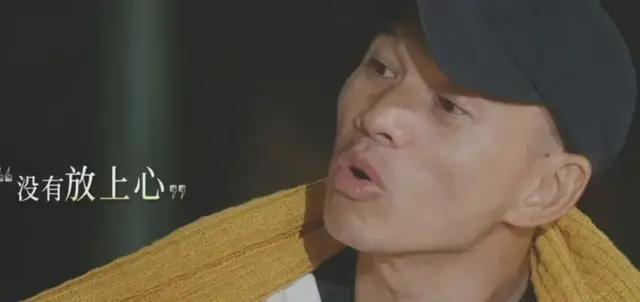 李施嬅快跑，他的爱有毒！