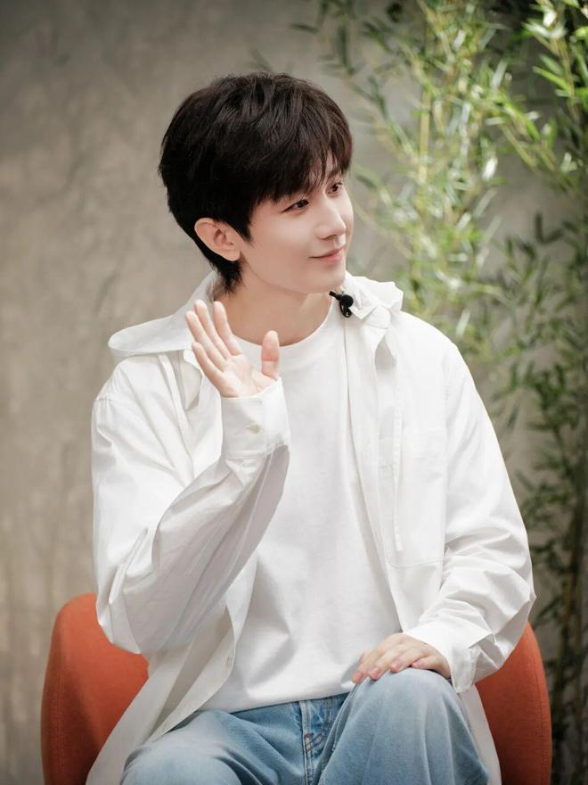 成毅：聚光灯关掉，我就是个普通人