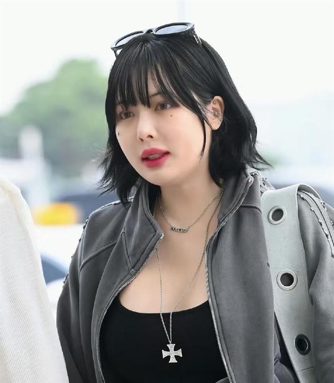 泫雅晕倒引业内反思，跑行程只吃紫菜包饭，巅峰时期体重仅70多斤