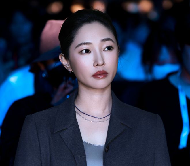 白百何声明翻车！晒对接聊天记录漏洞百出，工作室评论区沦陷